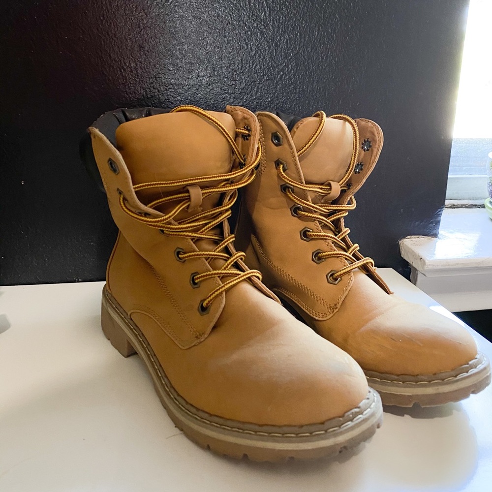 Brown ankle boots